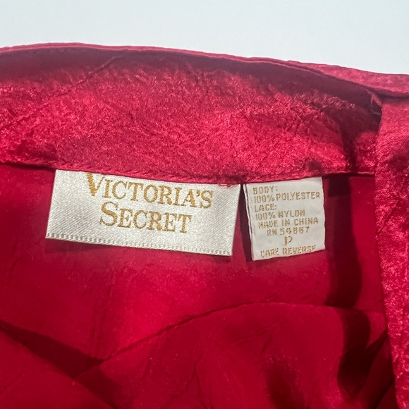 Vintage Victoria Secret Red Nightie with Lace Trim - Size P (XS) - Picture 5 of 6